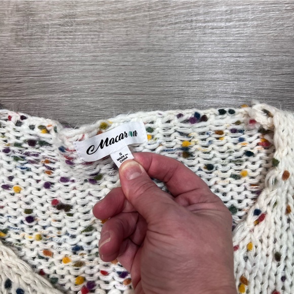 Macaron Oversized Sweater Sz small - Picture 4 of 7